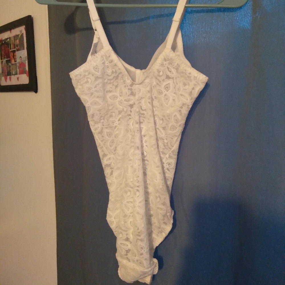 Bralette - Picture 2 of 3